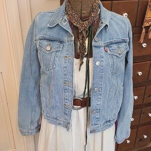 Levi's Light Blue Jean Denim Jacket for Women Size LARGE